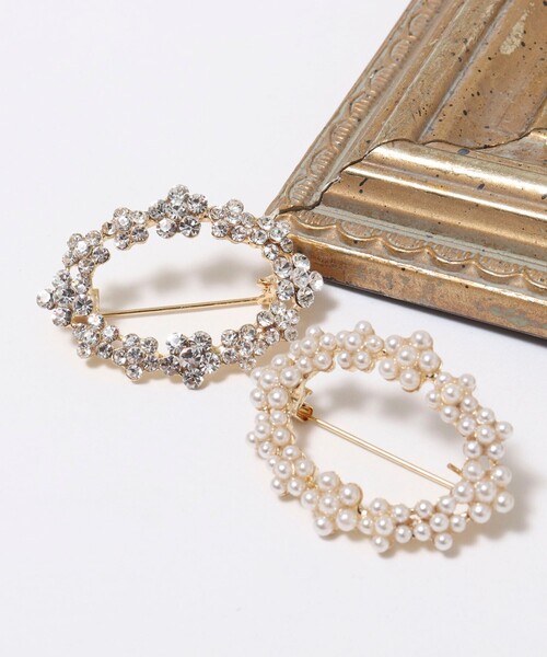 NOLLEY’S(ノーリーズ)の「サークルミニフラワーブローチ(ブローチ/コサージュ・レディース・オフホワイト/クリア・FREE)」の5枚目の写真