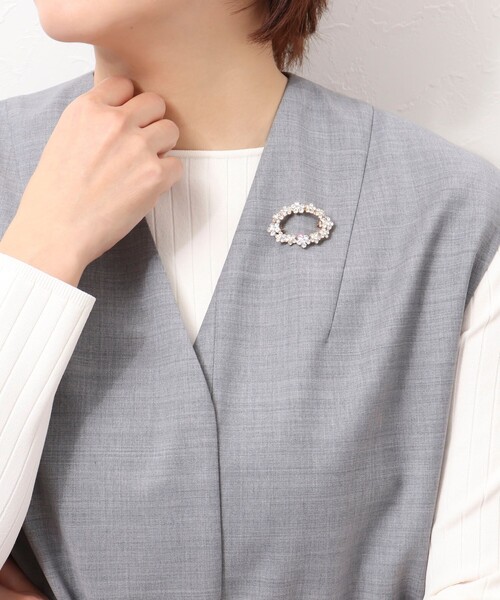 NOLLEY’S(ノーリーズ)の「サークルミニフラワーブローチ(ブローチ/コサージュ・レディース・オフホワイト/クリア・FREE)」の7枚目の写真