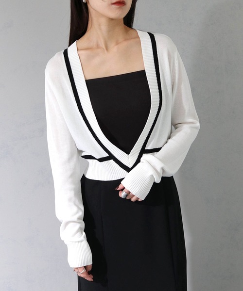 cheriella(シェリエラ)の「【cheriella】WEB限定深Vネック配色ラインプルオーバー WEB LIMITED DEEP V CONTRAST LINE PULLOVER(ニット/セーター・レディース・オフホワイト/チャコールグレー/ブラック・M)」の14枚目の写真