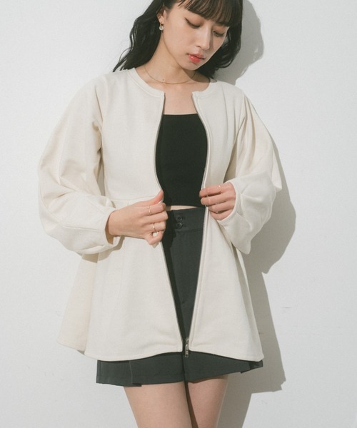 VANNIE U（ヴァニーユー）の「ダブルジップペプラムスウェット（スウェット・レディース・アイボリー/ブラック・FREE）」の14枚目の写真