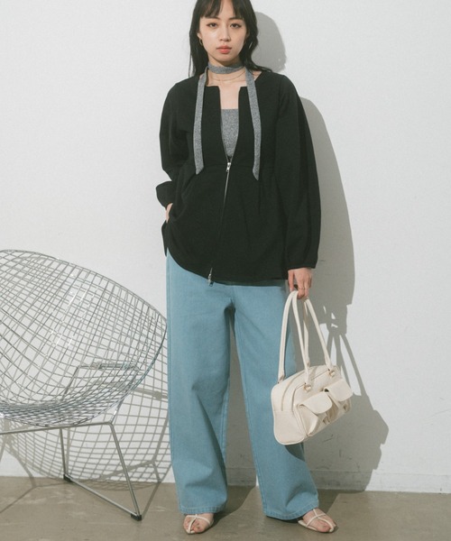 VANNIE U（ヴァニーユー）の「ダブルジップペプラムスウェット（スウェット・レディース・アイボリー/ブラック・FREE）」の5枚目の写真