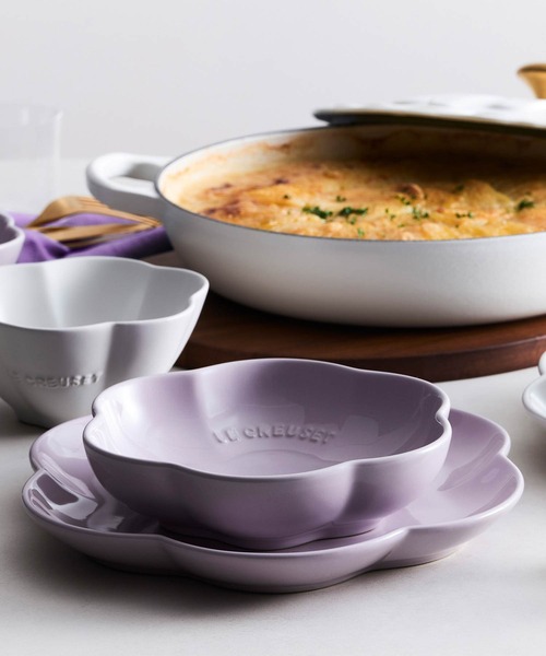Le Creuset（ルクルーゼ）の「スフィア・ラウンドフラワー
