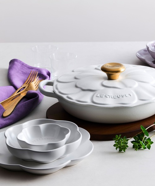Le Creuset（ルクルーゼ）の「スフィア・ラウンドフラワー