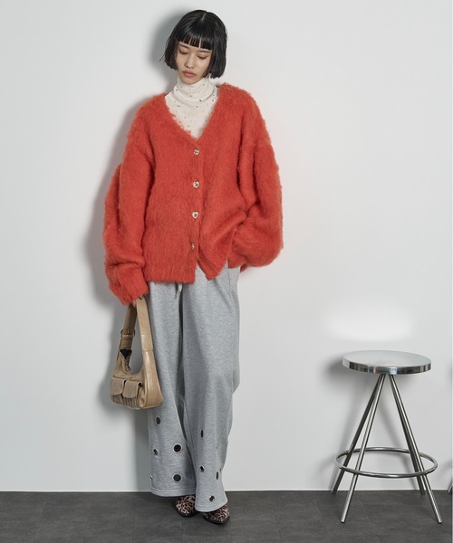 THE YOn（ザヨン）の「アイレットヘムスウェットイージーパンツ（スウェットパンツ・レディース・アイボリー/グレー/ライム/ネイビー/ブラウン/セージグリーン・FREE）」の11枚目の写真