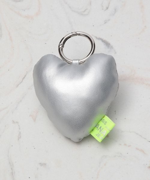 JEANASIS（ジーナシス）の「PLUMP KEY CHARM/996819（キーホルダー・レディース・シルバー/ブラック/シルバー系その他/ブラック系その他・FREE）」の6枚目の写真