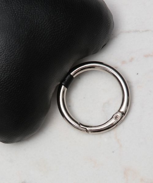 JEANASIS（ジーナシス）の「PLUMP KEY CHARM/996819（キーホルダー・レディース・シルバー/ブラック/シルバー系その他/ブラック系その他・FREE）」の7枚目の写真