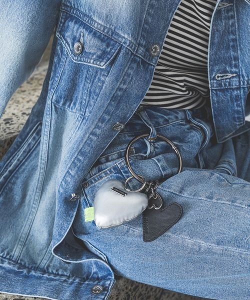 JEANASIS（ジーナシス）の「PLUMP KEY CHARM/996819（キーホルダー・レディース・シルバー/ブラック/シルバー系その他/ブラック系その他・FREE）」の12枚目の写真