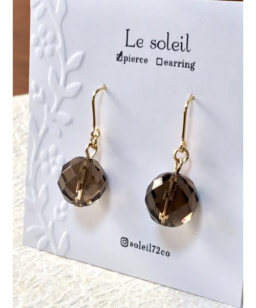 tone（トーン）の「【Le soleil】多面カット　スモーキークォーツピアス(MA)（ピアス（両耳用）・レディース・ゴールド・FREE）」の3枚目の写真