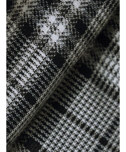 dazzlin（ダズリン）の「ツイストクロスドッキングワンピース