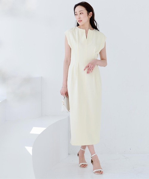 UR'S（ユアーズ）の「キーネックフレンチスリーブウエストタックワンピース（ワンピース・レディース・ブラック/ダークネイビー/グレイッシュベージュ/オフホワイト・S/M/L）」の5枚目の写真