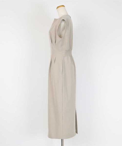 UR'S（ユアーズ）の「キーネックフレンチスリーブウエストタックワンピース（ワンピース・レディース・ブラック/ダークネイビー/グレイッシュベージュ/オフホワイト・S/M/L）」の14枚目の写真