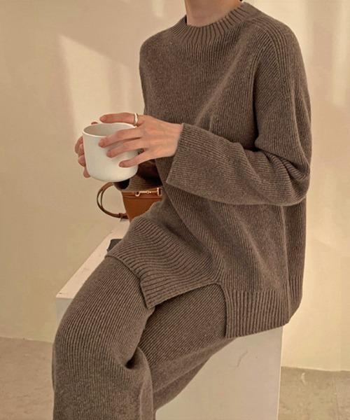 Miniministore（ミニミニストア）の「セットアップニット 秋冬 スリット 韓国（アンサンブル・レディース・ブラウン/アイボリー/ブラック・FREE）」の3枚目の写真