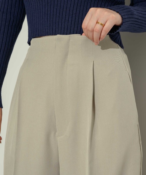 NEUNA（ヌナ）の「ハイウエストワイドスラックスパンツ（スラックス・レディース・グレー/ブラック/ベージュ・FREE）」の9枚目の写真