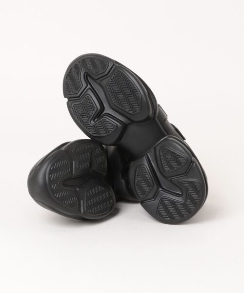 LOWRYS FARM（ローリーズファーム）の「サイドオープンスニーカー 100499（サンダル・レディース・アイボリー/ブラック系その他/ブラック・MEDIUM/LARGE）」の8枚目の写真