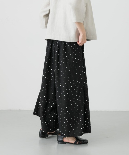 新品☆かぐれ☆ワイドパンツ かぐれ（カグレ）の「ドットギャザーワイドパンツ（その他パンツ