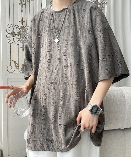 Shoowtime(ショウタイム)の「オーバーサイズダメージクルーネックTシャツ(Tシャツ/カットソー・メンズ・アイボリー/ブラウン/ブラック・LARGE/X-LARGE/MEDIUM)」の8枚目の写真