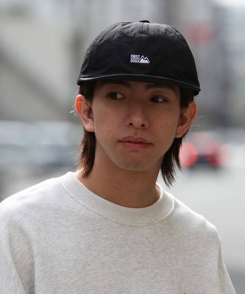 FIRST DOWN（ファーストダウン）の「【FIRST DOWN/ファーストダウン】CAP TASLAN NYLON/ワンポイント刺繍ロゴ タスランナイロン フラットバイザーキャップ 24SS（キャップ・メンズ・ブラック/グレー/セージグリーン・FREE）」の2枚目の写真
