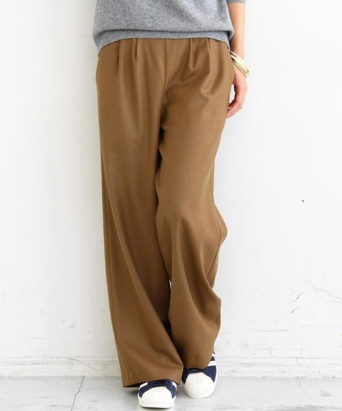 BEAUTY&YOUTH UNITED ARROWS（ビューティーアンドユースユナイテッドアローズ）の「BY∵ サキソニータックワイドパンツ◆（その他パンツ・レディース・ブラック/ダークグレー/ナチュラル/ベージュ/オリーブ・MEDIUM/SMALL）」の4枚目の写真