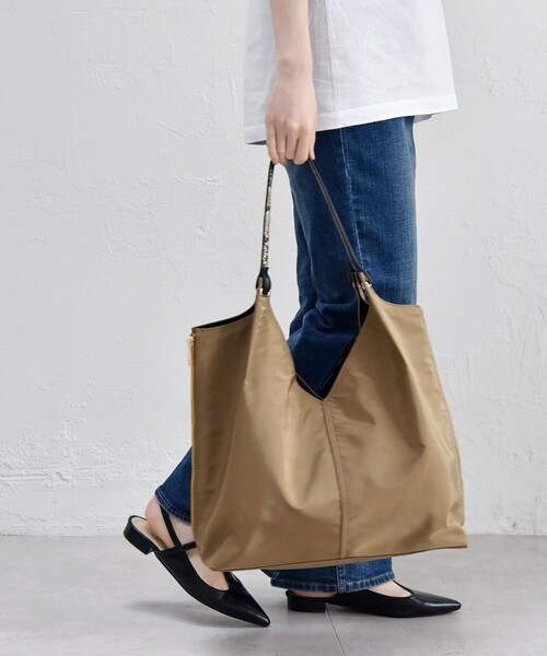 quaranciel: Vカット サイドファスナー トートバッグ（A4対応