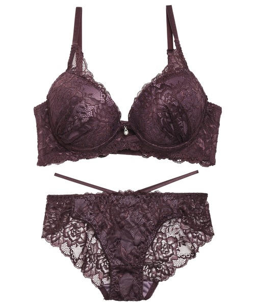 選べるショーツ]絶対領域で大胆魅せ！色気引き立つフロントホール