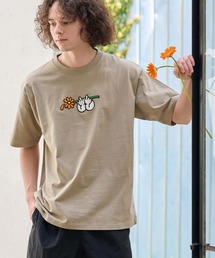 mt9093- GERBERA HAND EMB HEAVY WEIGHT-T Tシャツ