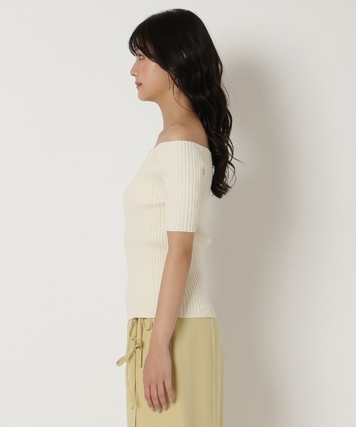 REDYAZEL（レディアゼル）の「半袖リブニット（ニット/セーター・レディース・ピンク/ミント/ブラック/オフホワイト・FREE）」の5枚目の写真