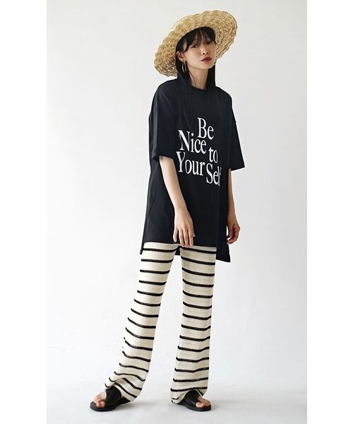 e-zakkamania stores(イーザッカマニアストアーズ)の「ロゴ サイドスリット BIG TEE(Tシャツ/カットソー・レディース・ブラック・フリー)」の7枚目の写真