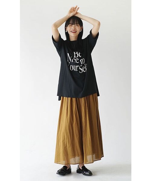 e-zakkamania stores(イーザッカマニアストアーズ)の「ロゴ サイドスリット BIG TEE(Tシャツ/カットソー・レディース・ブラック・フリー)」の8枚目の写真
