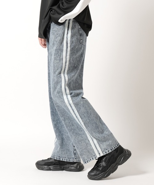 Theater code(シアターコード)の「side line denim pants / サイドライン デニムパンツ(デニムパンツ・メンズ・ブラック/ブルー・L/M)」の4枚目の写真