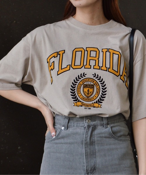 spiritoso(スピリトーゾ)の「【spiritoso】フロッキープリント フロリダ半袖Tシャツ (CP)(Tシャツ/カットソー・レディース・グレー/ホワイト/スミクロ/グレイッシュベージュ・FREE)」の4枚目の写真