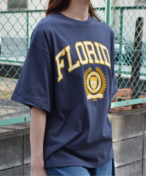 spiritoso(スピリトーゾ)の「【spiritoso】フロッキープリント フロリダ半袖Tシャツ (CP)(Tシャツ/カットソー・レディース・グレー/ホワイト/スミクロ/グレイッシュベージュ・FREE)」の11枚目の写真