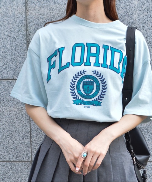 spiritoso(スピリトーゾ)の「【spiritoso】フロッキープリント フロリダ半袖Tシャツ (CP)(Tシャツ/カットソー・レディース・グレー/ホワイト/スミクロ/グレイッシュベージュ・FREE)」の19枚目の写真