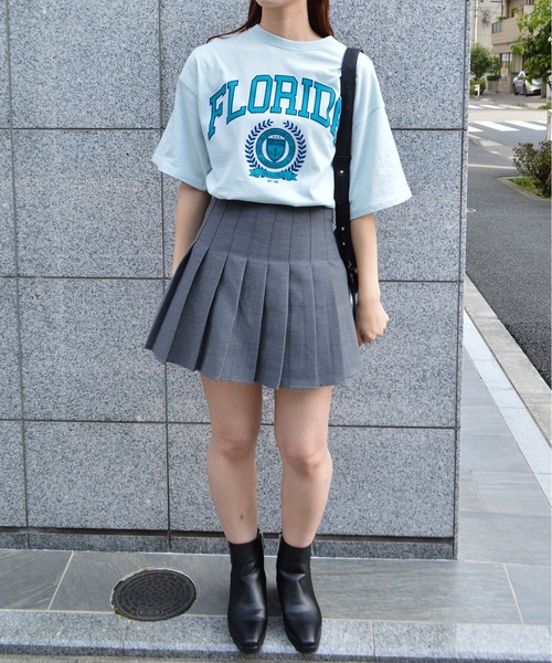 spiritoso(スピリトーゾ)の「【spiritoso】フロッキープリント フロリダ半袖Tシャツ (CP)(Tシャツ/カットソー・レディース・グレー/ホワイト/スミクロ/グレイッシュベージュ・FREE)」の22枚目の写真