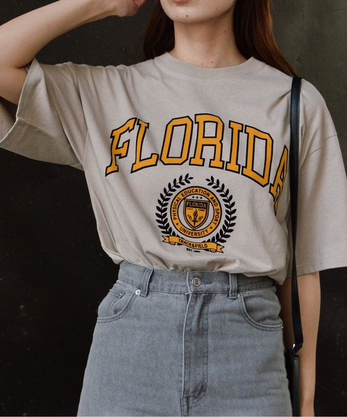 spiritoso(スピリトーゾ)の「【spiritoso】フロッキープリント フロリダ半袖Tシャツ (CP)(Tシャツ/カットソー・レディース・グレー/ホワイト/スミクロ/グレイッシュベージュ・FREE)」の6枚目の写真
