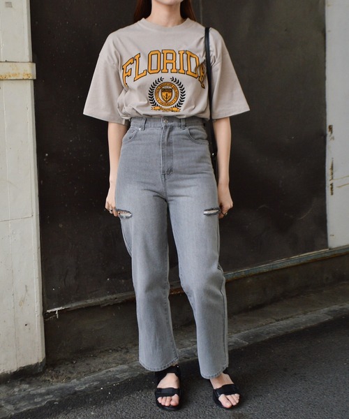 spiritoso(スピリトーゾ)の「【spiritoso】フロッキープリント フロリダ半袖Tシャツ (CP)(Tシャツ/カットソー・レディース・グレー/ホワイト/スミクロ/グレイッシュベージュ・FREE)」の7枚目の写真