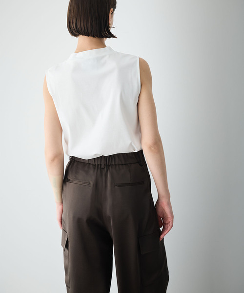 N.O.R.C(ノーク)の「クールスムースハイネックノースリーブT(Tシャツ/カットソー・レディース・オフホワイト/ブラック/サックスブルー/ブラウン・フリー)」の19枚目の写真