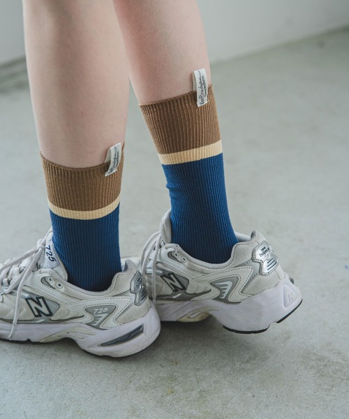 bohmal（ボマール）の「ネームタグリブ配色ソックス（ソックス/靴下・レディース・ブラック/ブルー/アイボリー・MEDIUM）」の4枚目の写真