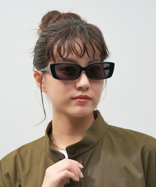 Zoff(ゾフ)の「【WEB限定】スクエア型 サングラス│紫外線対策│Y2K│Zoff(サングラス・レディース・ブラック/ブラック系その他・FREE)」の14枚目の写真