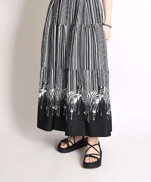 ゼブラ柄 半袖 ティアードマキシワンピース（ワンピース