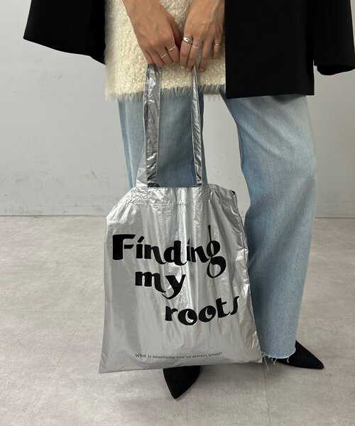 SHENERY（シーナリー）の「seasonトートバッグ（トートバッグ・レディース・シルバー/ベージュ・FREE）」の10枚目の写真