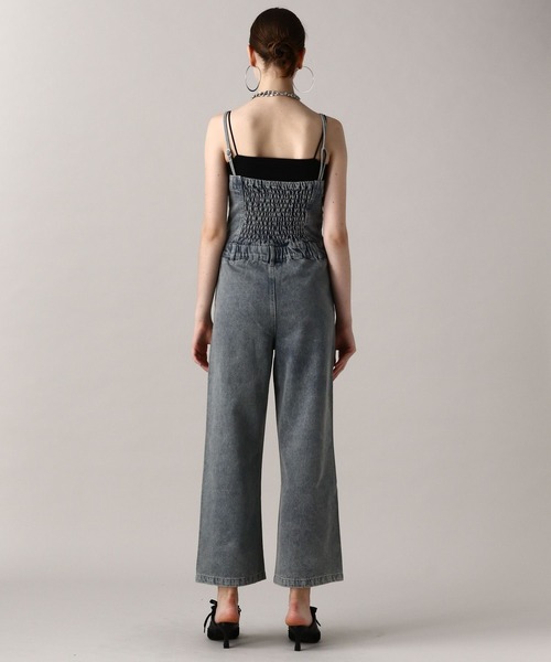 FOREVER 21（フォーエバー トゥエンティーワン）の「【2024FW】デニムサロペット（サロペット/オーバーオール・レディース・ブラック/ブルー・SMALL/MEDIUM）」の12枚目の写真