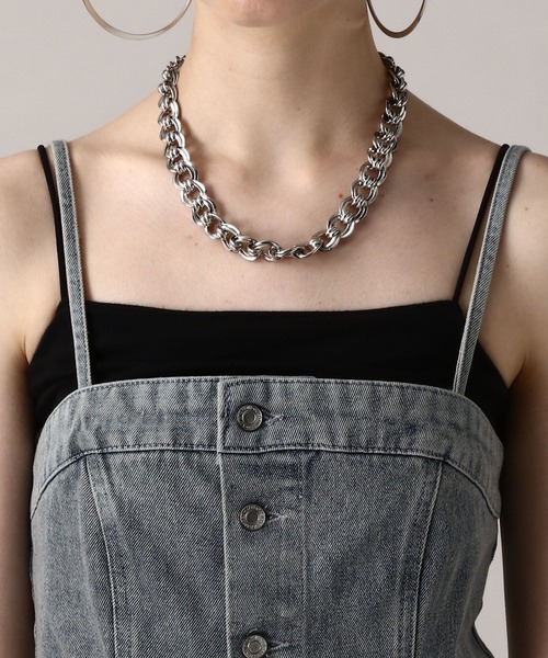 FOREVER 21（フォーエバー トゥエンティーワン）の「【2024FW】デニムサロペット（サロペット/オーバーオール・レディース・ブラック/ブルー・SMALL/MEDIUM）」の15枚目の写真