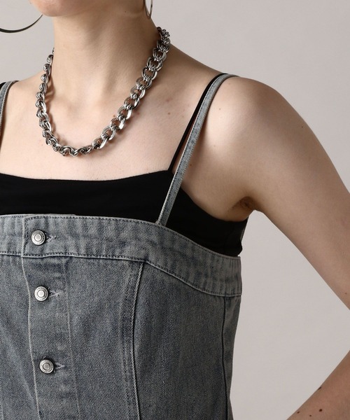 FOREVER 21（フォーエバー トゥエンティーワン）の「【2024FW】デニムサロペット（サロペット/オーバーオール・レディース・ブラック/ブルー・SMALL/MEDIUM）」の16枚目の写真