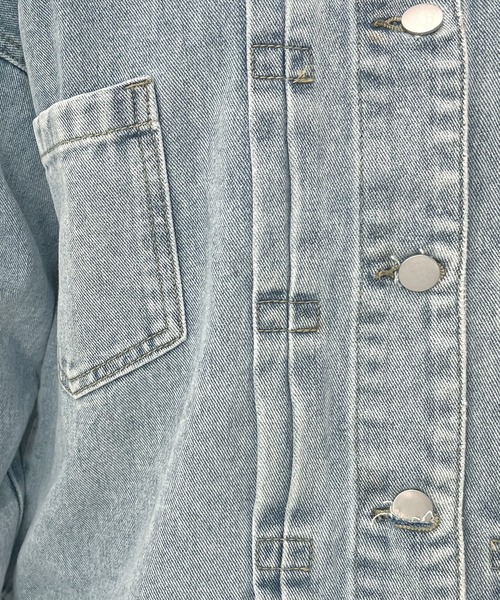 Futier land（フューティアランド）の「襟元スッキリとしたバランス良いアウター。ノーカラーデニムジャケット（デニムジャケット・レディース・ライトブルー/インディゴブルー・FREE）」の9枚目の写真