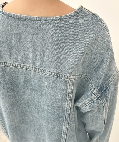 Futier land（フューティアランド）の「襟元スッキリとしたバランス良いアウター。ノーカラーデニムジャケット（デニムジャケット・レディース・ライトブルー/インディゴブルー・FREE）」の10枚目の写真
