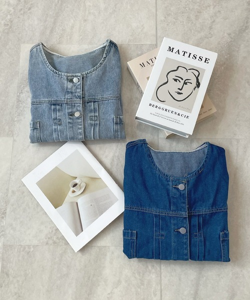 Futier land（フューティアランド）の「襟元スッキリとしたバランス良いアウター。ノーカラーデニムジャケット（デニムジャケット・レディース・ライトブルー/インディゴブルー・FREE）」の20枚目の写真