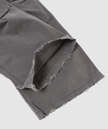 ERL（イーアールエル）の「UNISEX CLASSIC CARGO PANTS WOVEN