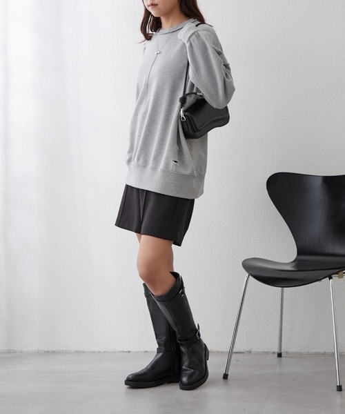 Remind me and forever（リマインドミーアンドフォーエバー）の「【WEB限定】ダメージ加工スウェット（Tシャツ/カットソー・レディース・ライトベージュ/グレー/スミクロ・FREE）」の18枚目の写真