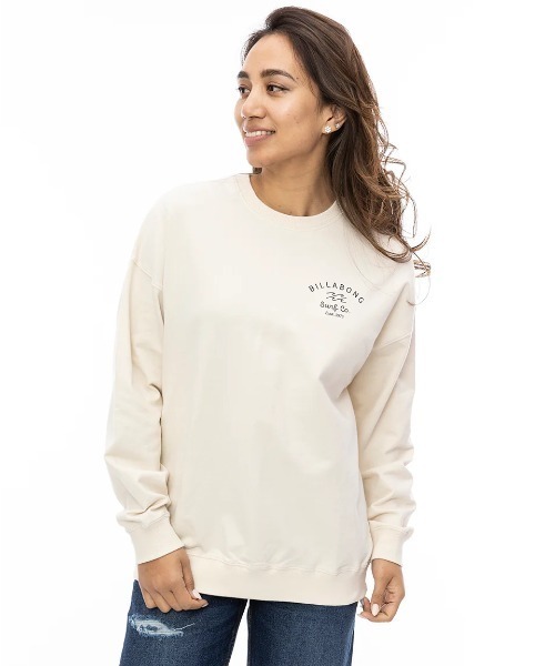BILLABONG(ビラボン)の「BILLABONG レディース SOFT CLEAN ARCH LOGO トレーナー 【2024年秋冬モデル】/ビラボンロゴバックプリントクルーネックトレーナー(スウェット・レディース・アイボリー/ブラック系その他/イエロー系その他/ブルー系その他・MEDIUM/LARGE)」の17枚目の写真