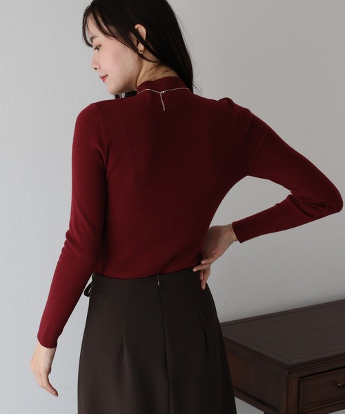 BLUEEAST（ブルーイースト）の「《お気に入り1.3万人突破！／新色追加／8色展開》ウール混ベーシックハイネックニット（ニット/セーター・レディース・キャメル/アイボリー/ボルドー/チャコールグレー/ブラック/ネイビー/ピンク/ブラウン/レッド/ブルー/グレー・MEDIUM）」の13枚目の写真